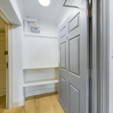 Duplex Redhill Town Centre Apt By Livingo Stays Exteriér fotografie