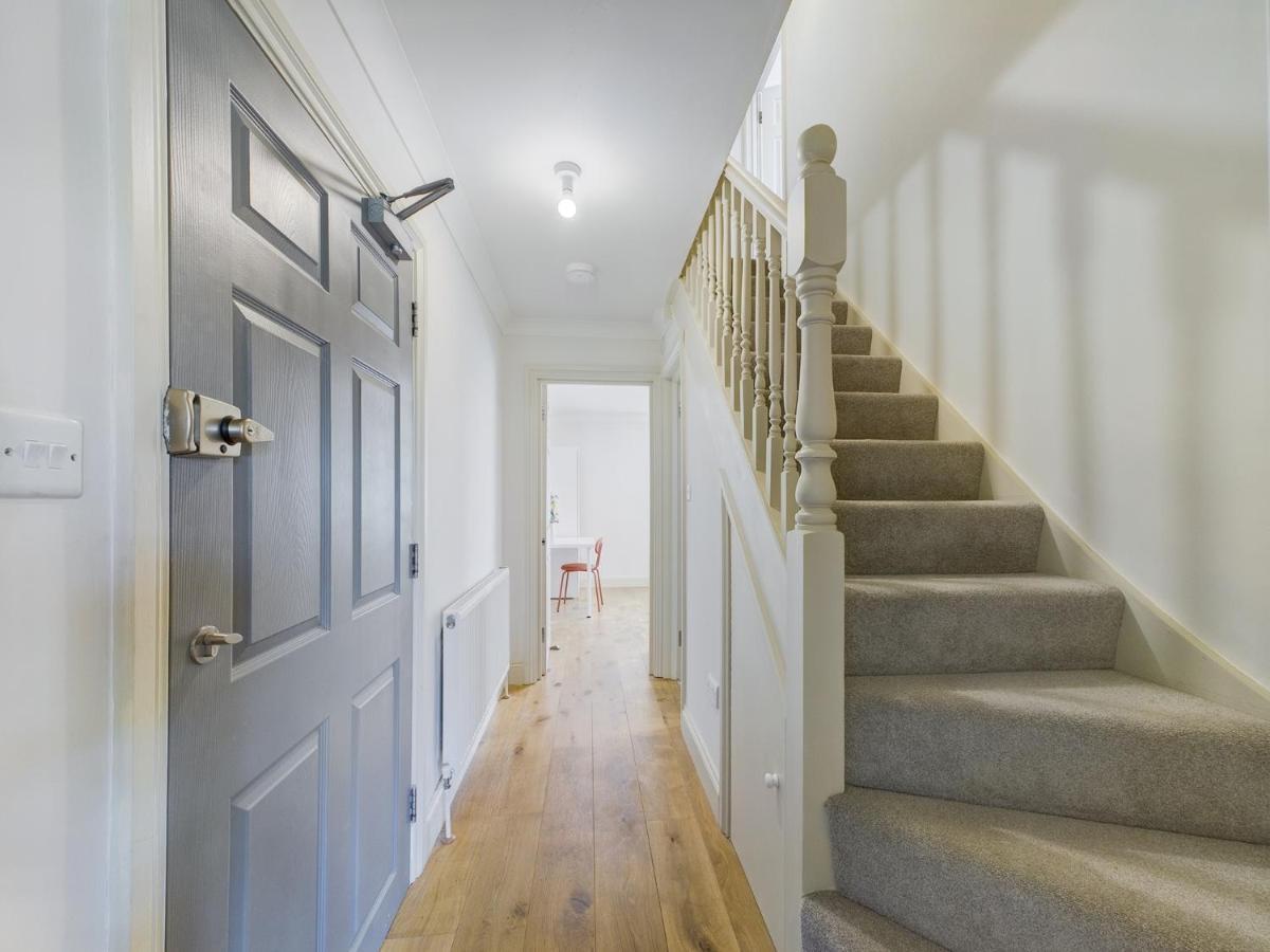 Duplex Redhill Town Centre Apt By Livingo Stays Exteriér fotografie