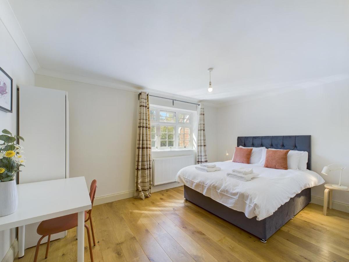 Duplex Redhill Town Centre Apt By Livingo Stays Exteriér fotografie