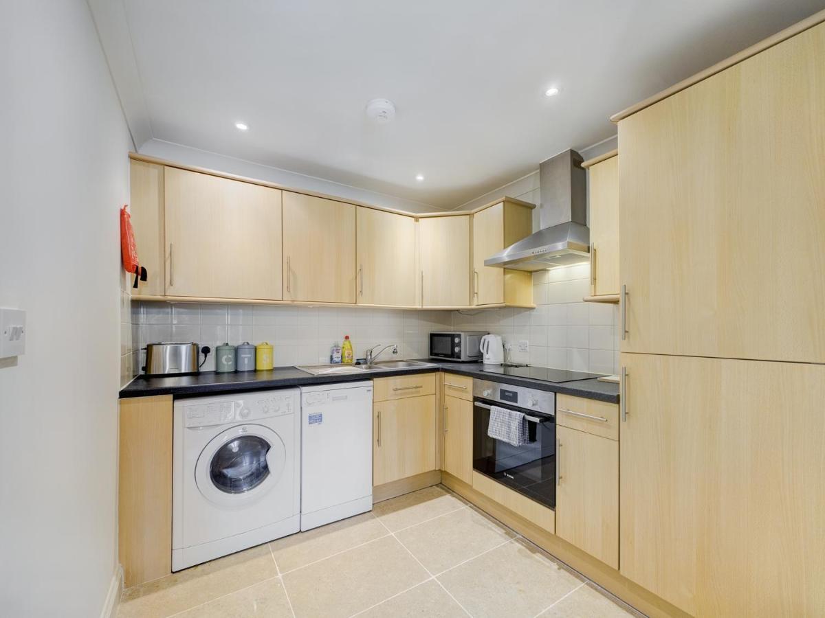 Duplex Redhill Town Centre Apt By Livingo Stays Exteriér fotografie
